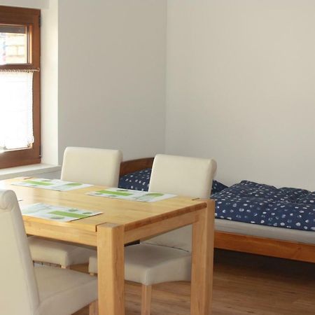 מלון Am Mellensee Ferienzimmer Tielesch מראה חיצוני תמונה